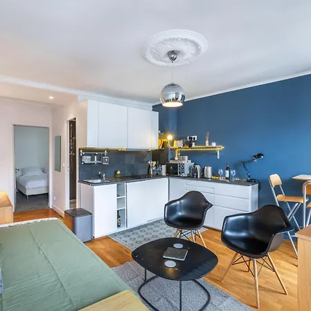 Rooftop Views Cosy Separate Living Appartamento Parigi
