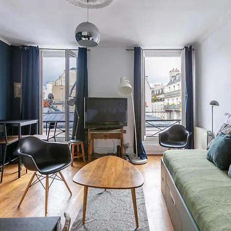 Rooftop Views Cosy Separate Living Appartamento Parigi