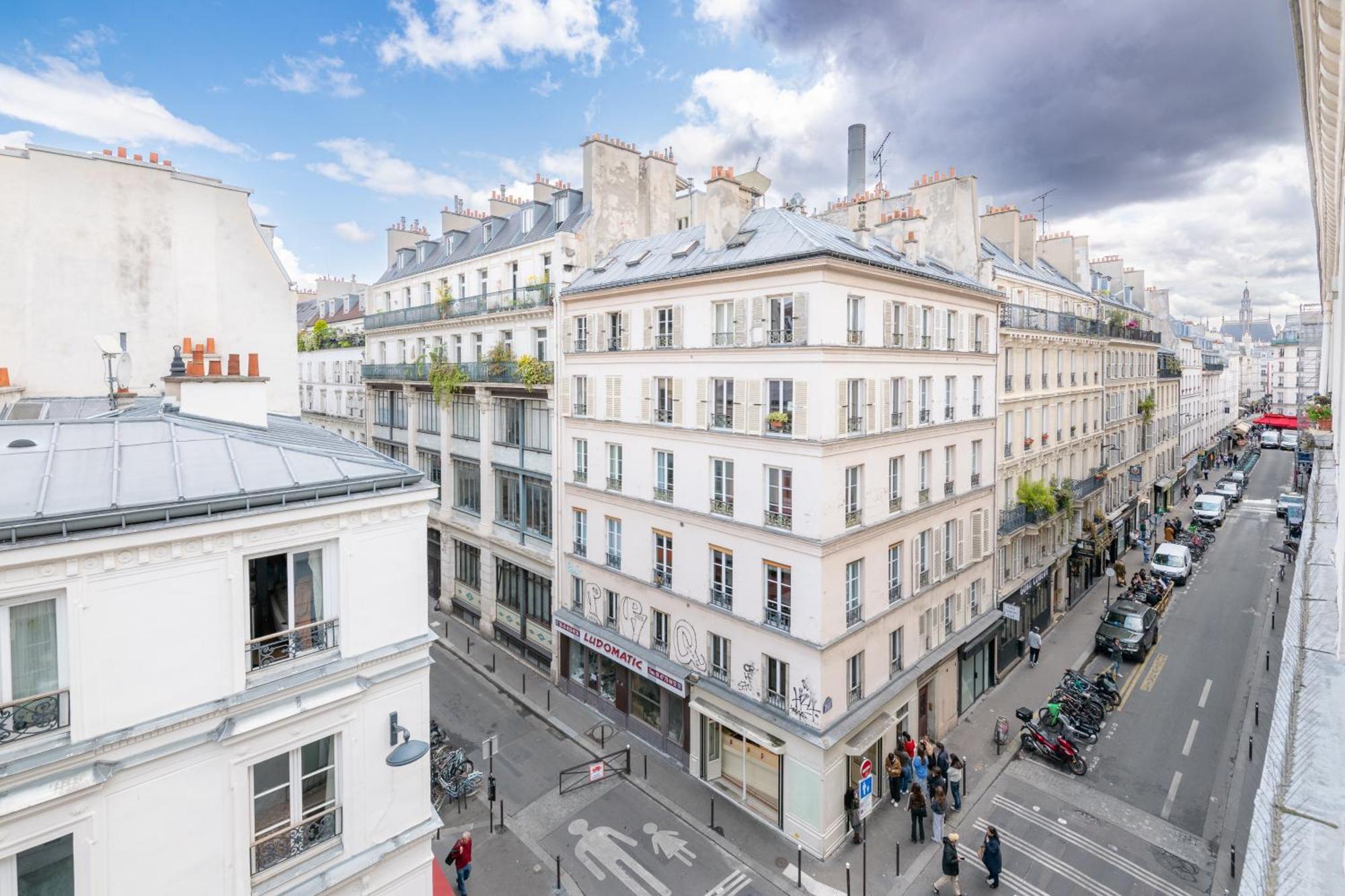 Cozy 1 Bedroom In & Rooftop Views Appartamento *