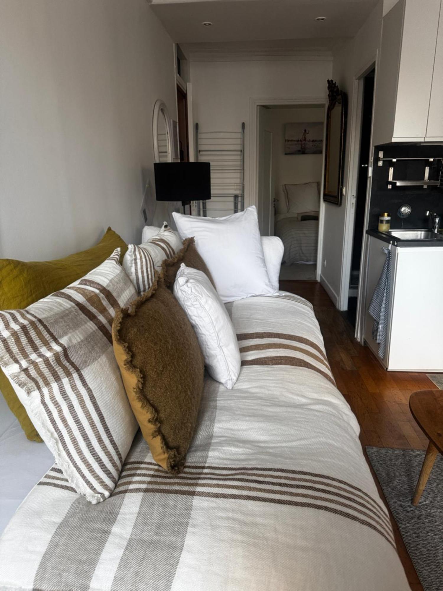 Apartment Rooftop Views Cosy Separate Living Paris